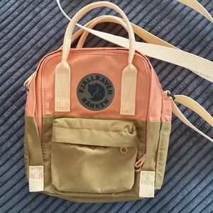 Fjallraven Kanken Mini Cross-body Tote Bag